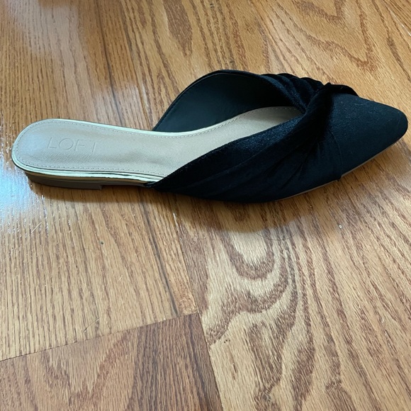LOFT Bowed Velvet Flat Mule!! - Picture 6 of 7